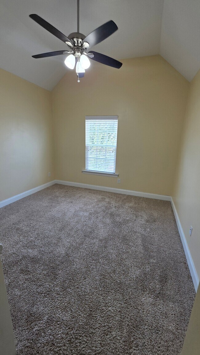 Building Photo - 5508 Meghan Ln