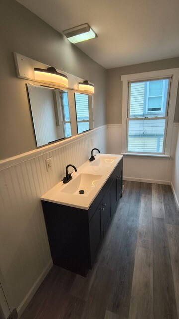 Building Photo - 328 Clay St