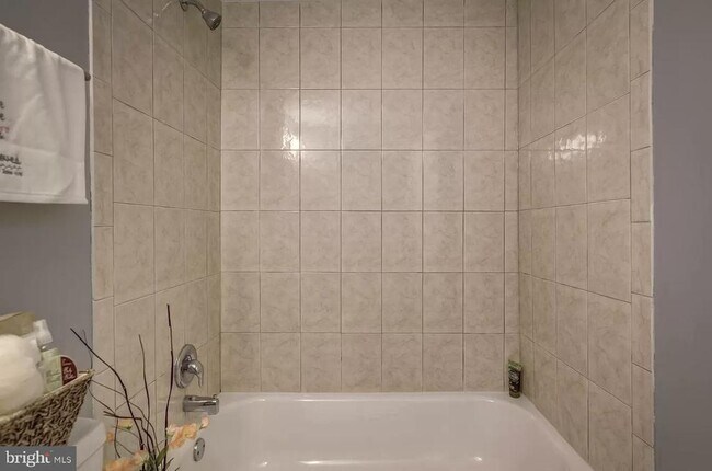 Building Photo - 14822 Bryan Ct