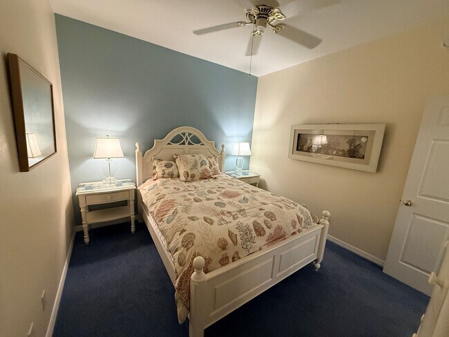 Building Photo - Waterfront Condo 3/2/1 - FULLY FURNISHED! - (Available annually or monthly)