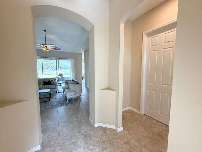 Building Photo - "Unfurnished Home on Golf Course in Hudson, FL - Spacious 1,853 Sq Ft Haven!"