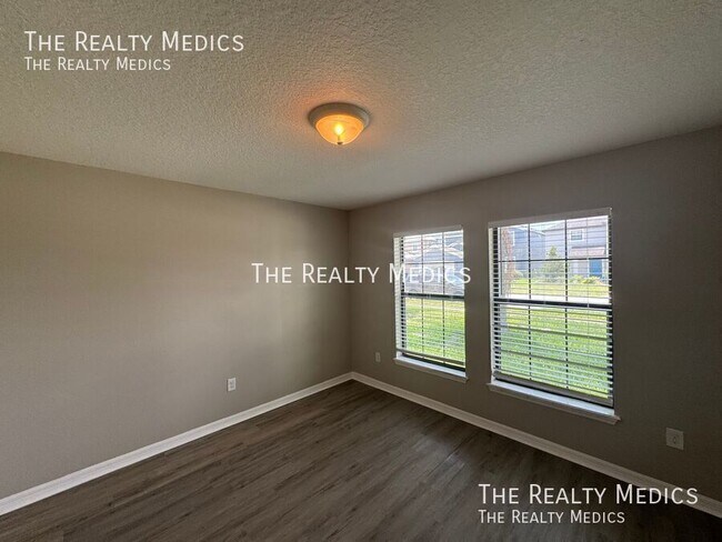 Building Photo - 2148 Ontario Way