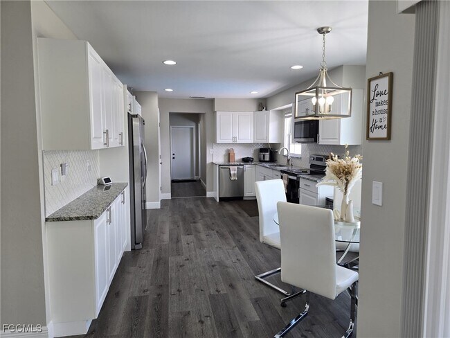 Building Photo - 112 Rowland Rd