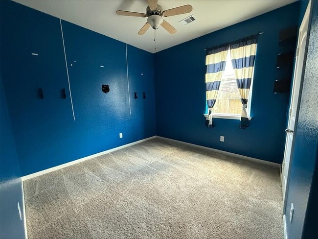 Building Photo - 2405 Nautica Terrace