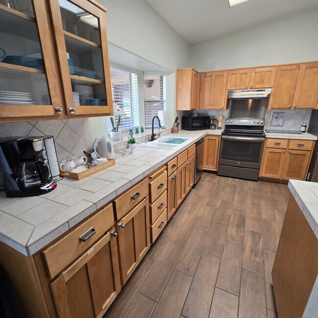 Building Photo - 11333 Desert Trailways Ln