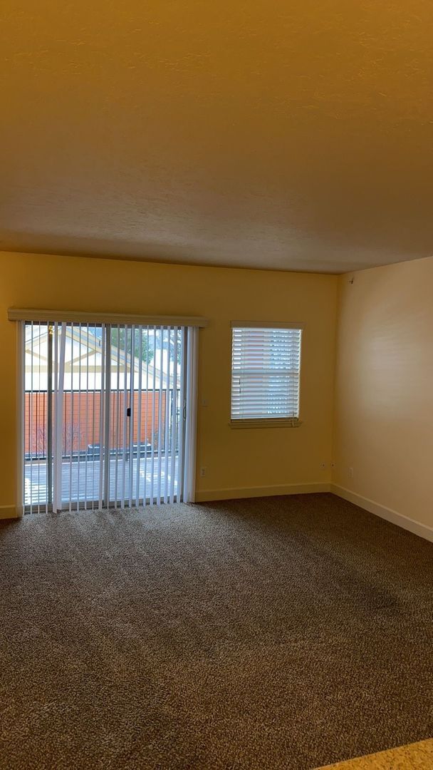 Building Photo - PHEASANT RUN CONDO (PR#24)