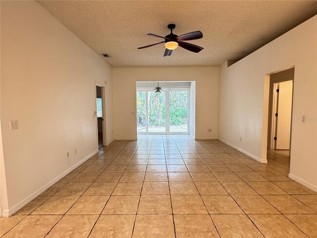 Building Photo - 4135 Quail Briar Dr