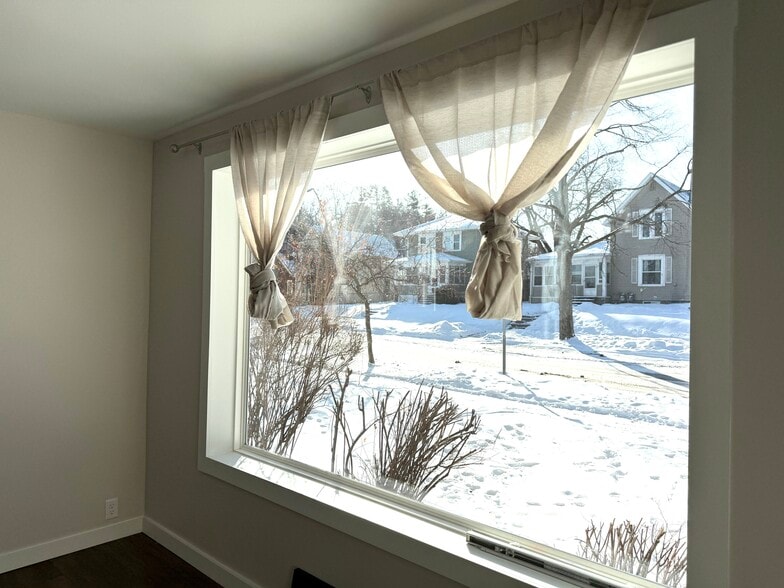 Building Photo - 427 Jefferson St