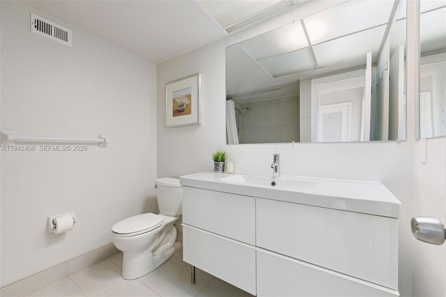 Building Photo - 1151 N Fort Lauderdale Beach Blvd