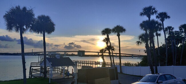 Building Photo - Newport Condominiums - 201