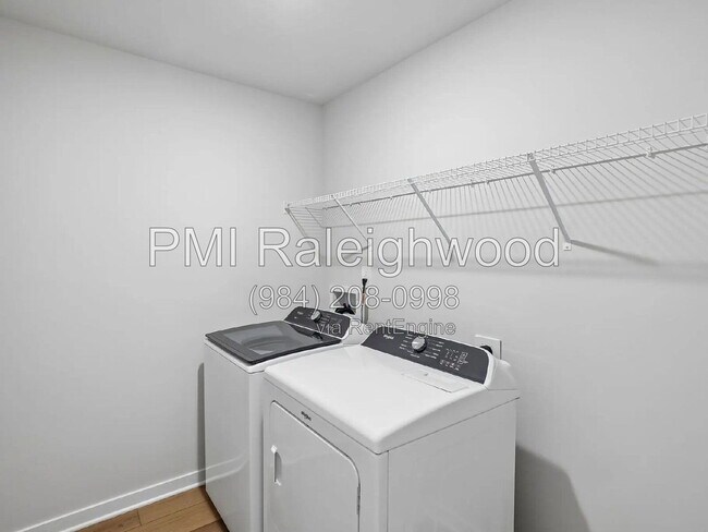 Building Photo - 5124 Cardinal Rdg Wy