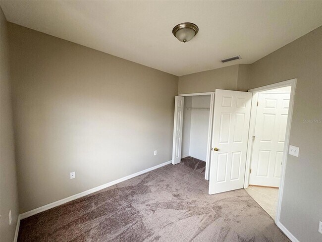 Building Photo - 9529 Newdale Way