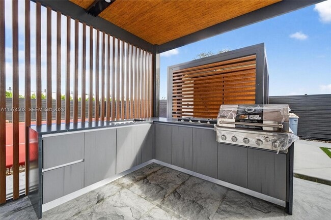 Building Photo - 16405 SW 228th St