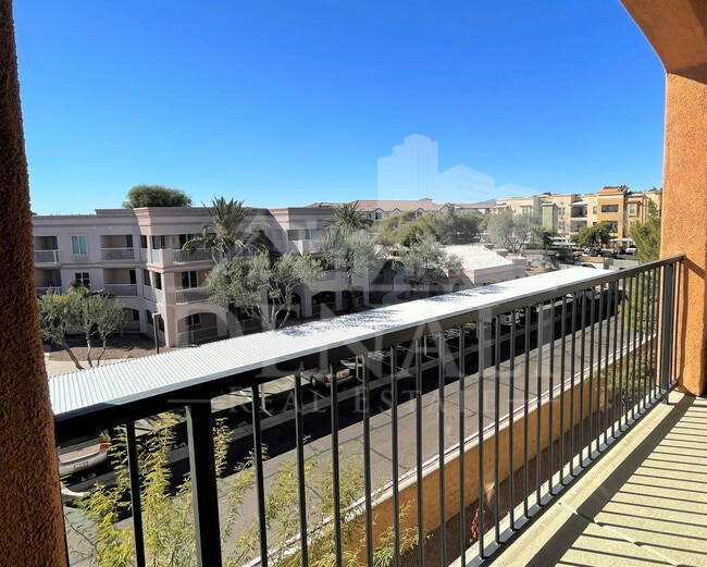 Building Photo - 14575 W Mountain View Blvd