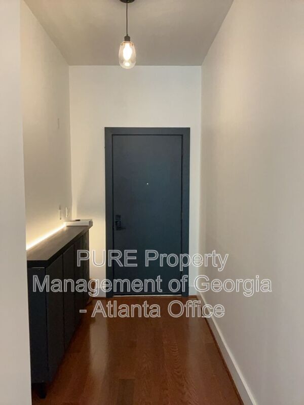 Building Photo - 89 Mangum St SW
