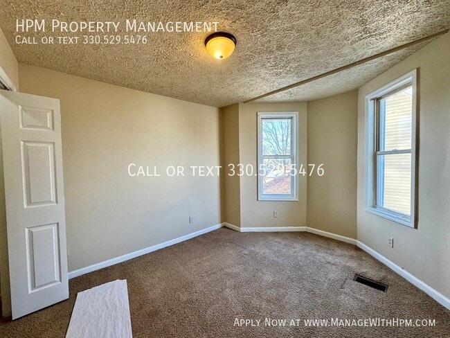 Building Photo - 641 Garfield Ave SW