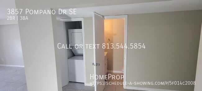 Building Photo - 3857 Pompano Dr SE