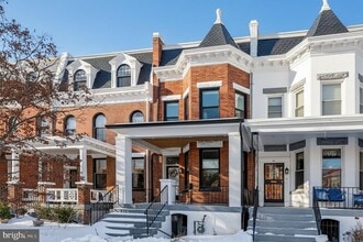 Building Photo - 32 Adams St NW