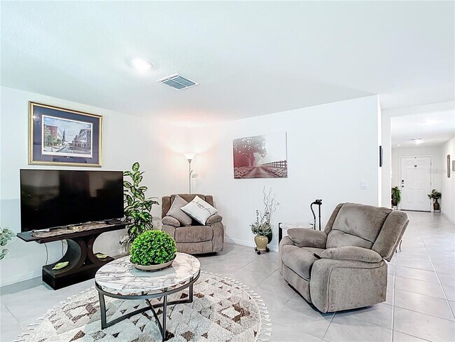 Building Photo - 7161 SW 135th Pl