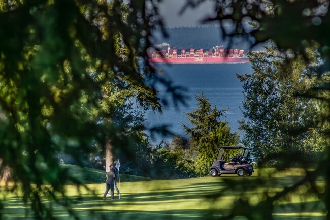 Building Photo - Short-Term Waterfront Retreat | Fully Furnished Option Available