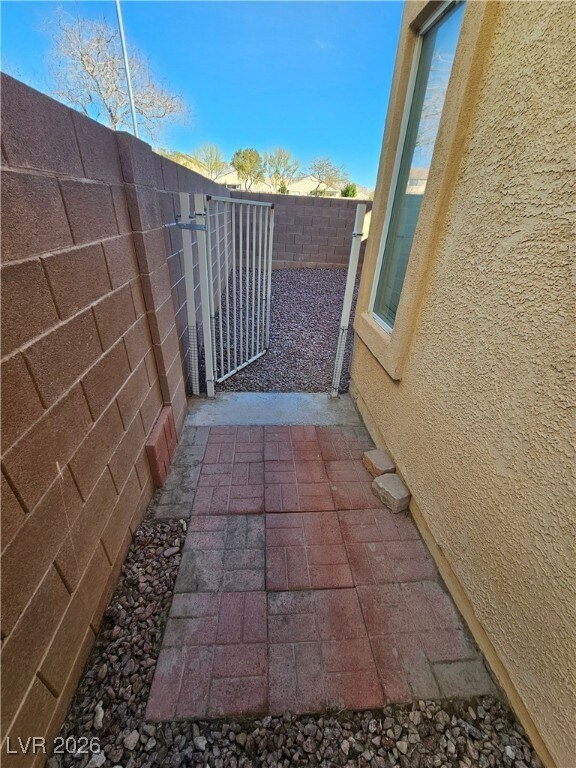 Building Photo - 1024 Appaloosa Hills Ave