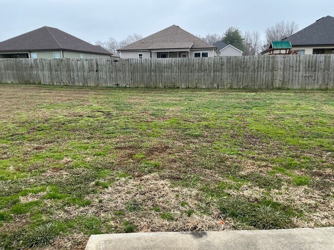 Building Photo - 804 Waldon Ct