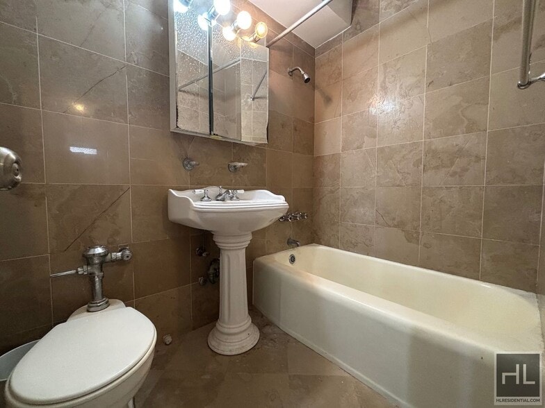 Building Photo - East 79th Street