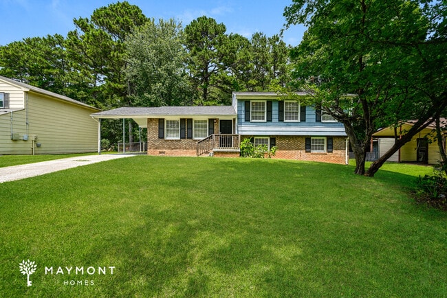 Building Photo - 2472 Hartford Dr