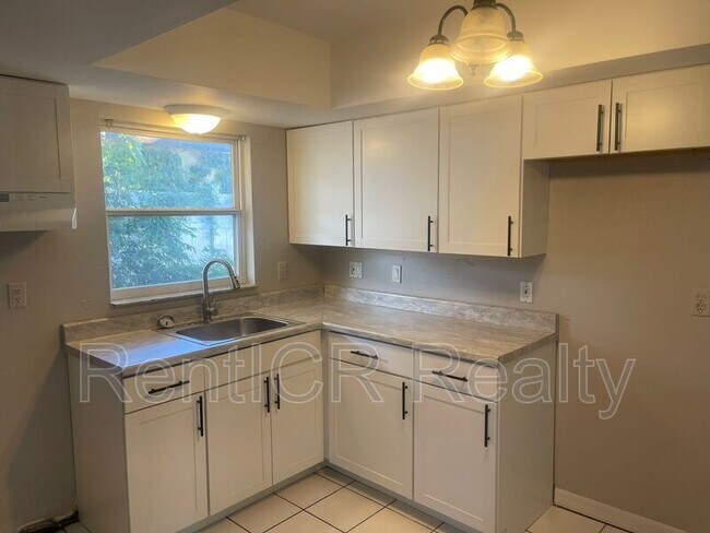 Building Photo - 5281 Bamboo Pl