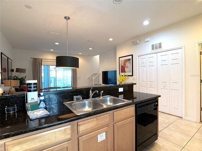 Building Photo - 3003 White Orchid Rd