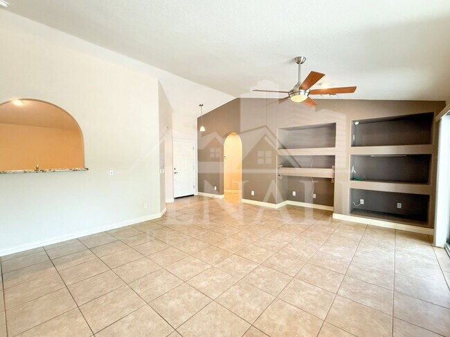 Building Photo - 4148 E Brighton Way