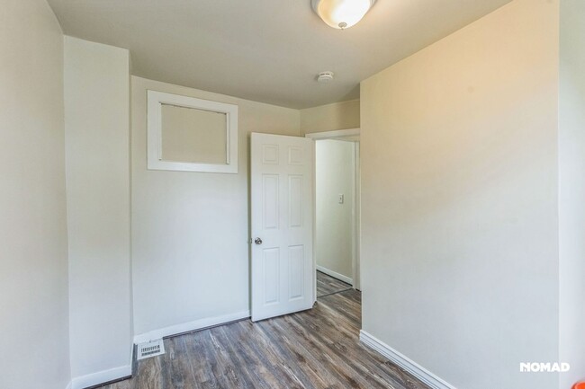 Building Photo - Charming 3BR Townhome in Baltimore