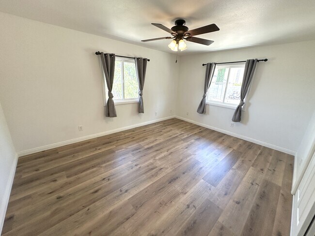 Building Photo - 27289 San Jacinto St