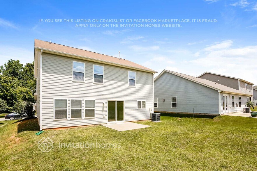 Building Photo - 49 Norwich Dr
