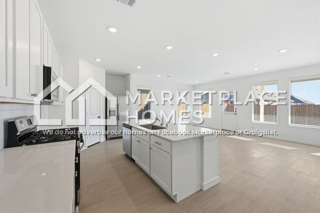 Building Photo - 3526 Fox Vly Ln