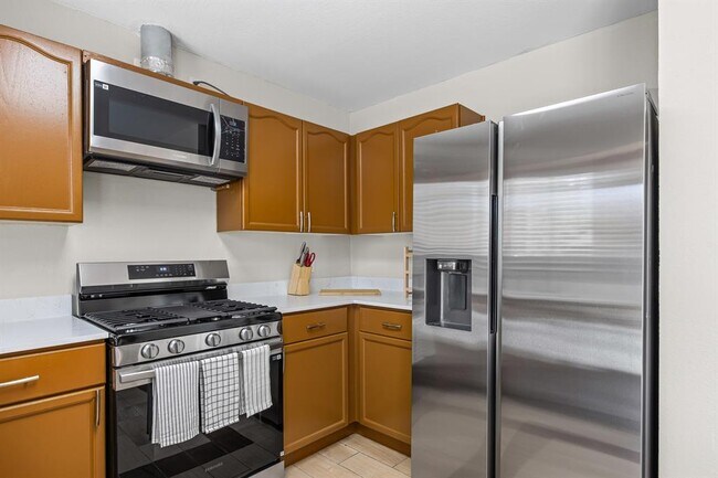 Building Photo - 5006 Acorn Grove Ct