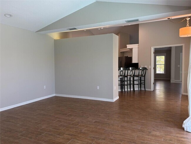 Building Photo - 5828 Sandy Pointe Dr