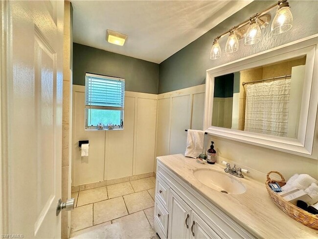 Building Photo - 169 Baltusrol Dr