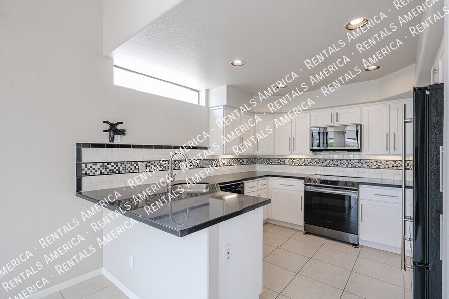 Building Photo - 7400 E Gainey Club Dr