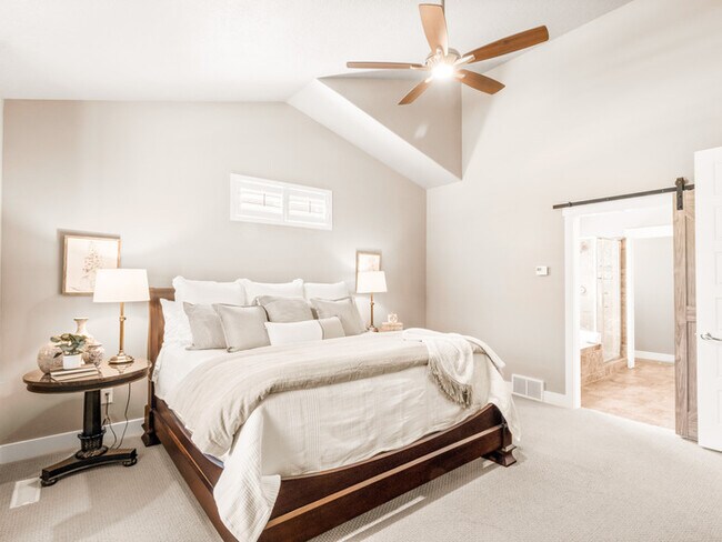 Building Photo - 2670 Weathervane Way S