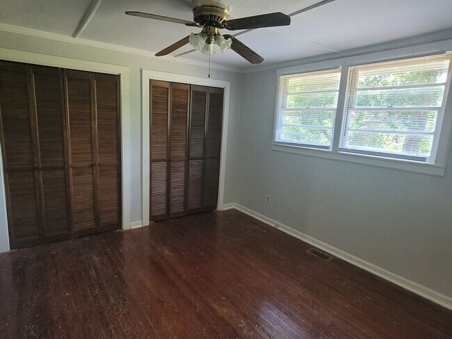 Building Photo - texas932