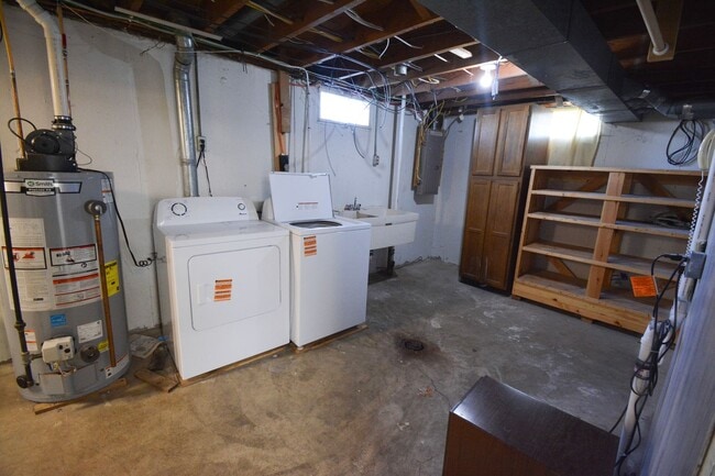 Building Photo - Beautiful 3 Bedroom with ALL the Updates!