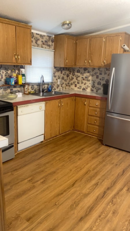 Building Photo - 7720 N Hen Peck Rd