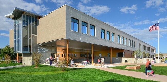 Building Photo - 311 Conrad Dr