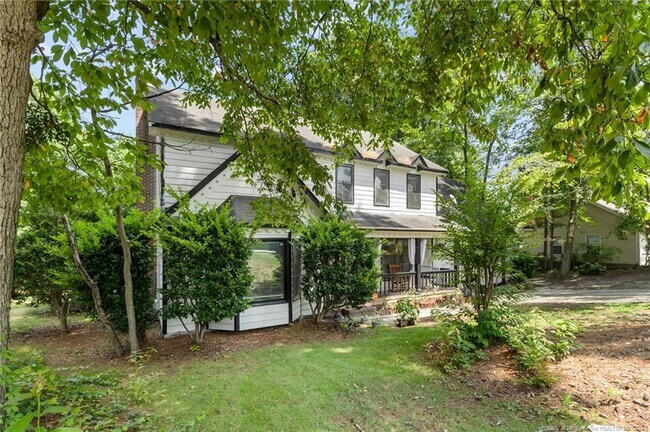 Building Photo - 3532 Kelburn Dr