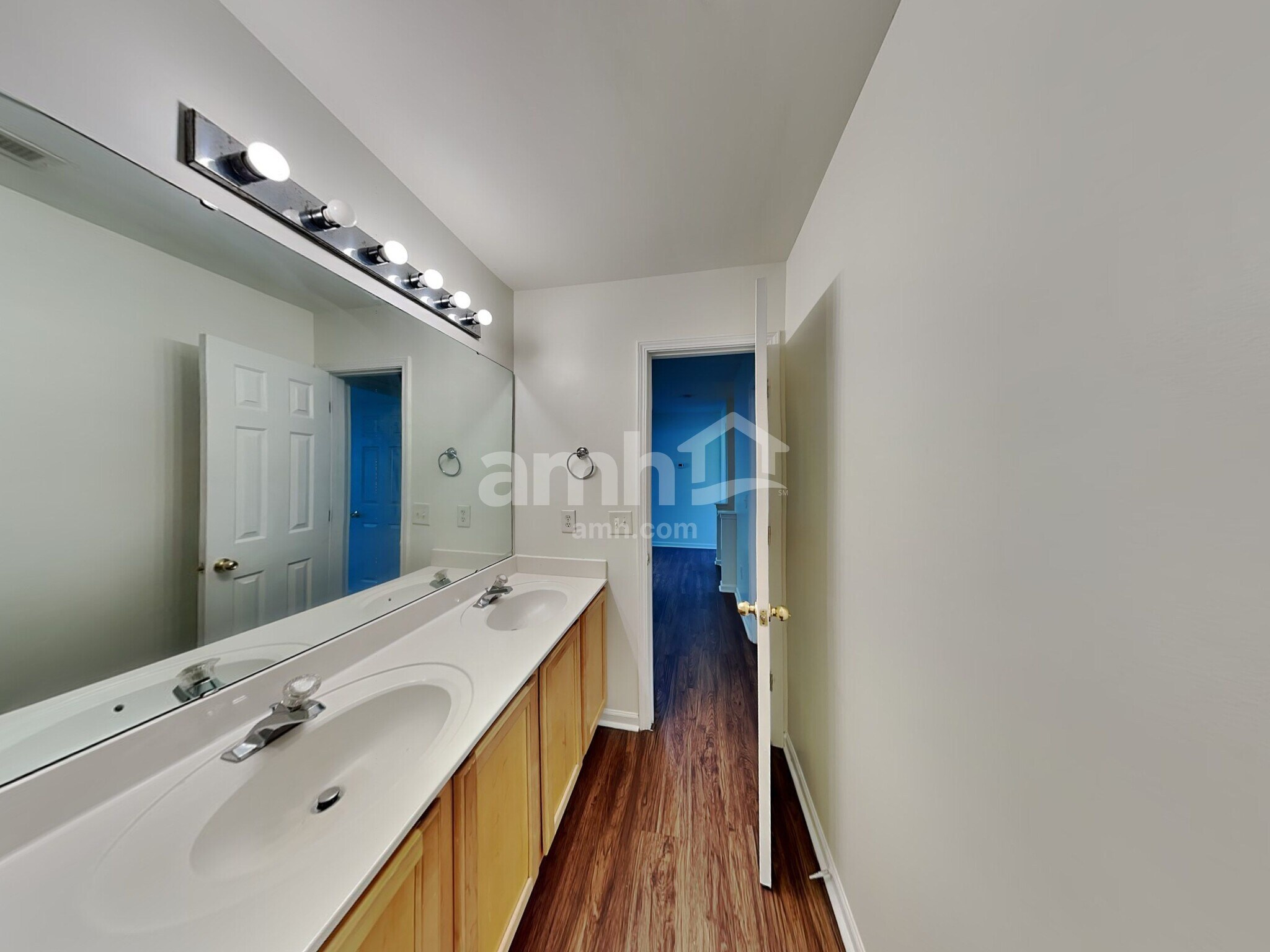Building Photo - 13624 Whitebark Ct