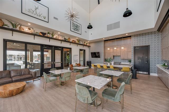 Building Photo - 5511 Chasewood Dr