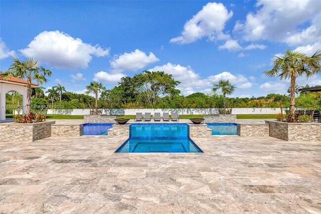 Building Photo - 4610 SW 178th Ave