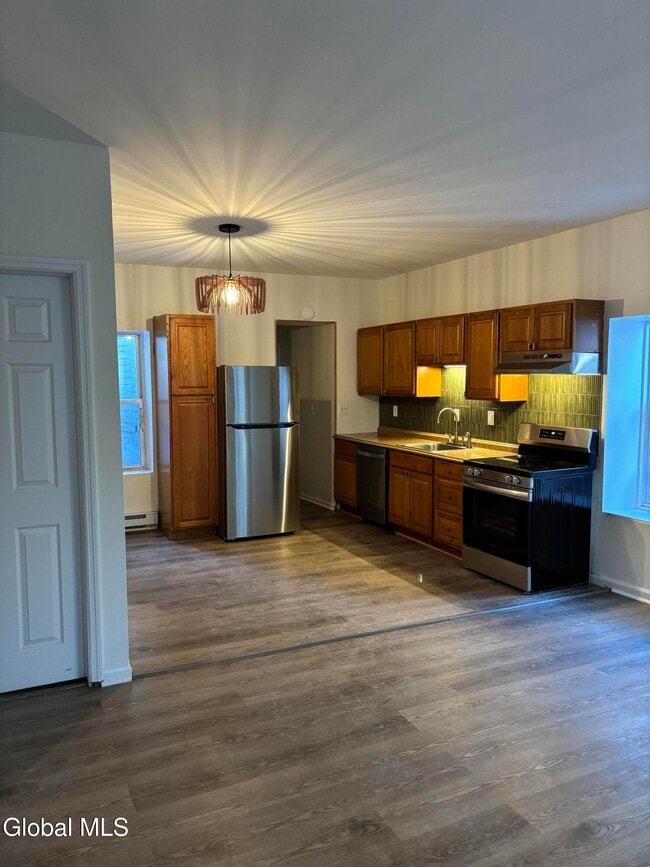 Building Photo - 149 Jay St