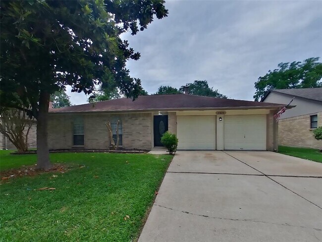 Primary Photo - 2824 Sugar Wood Dr